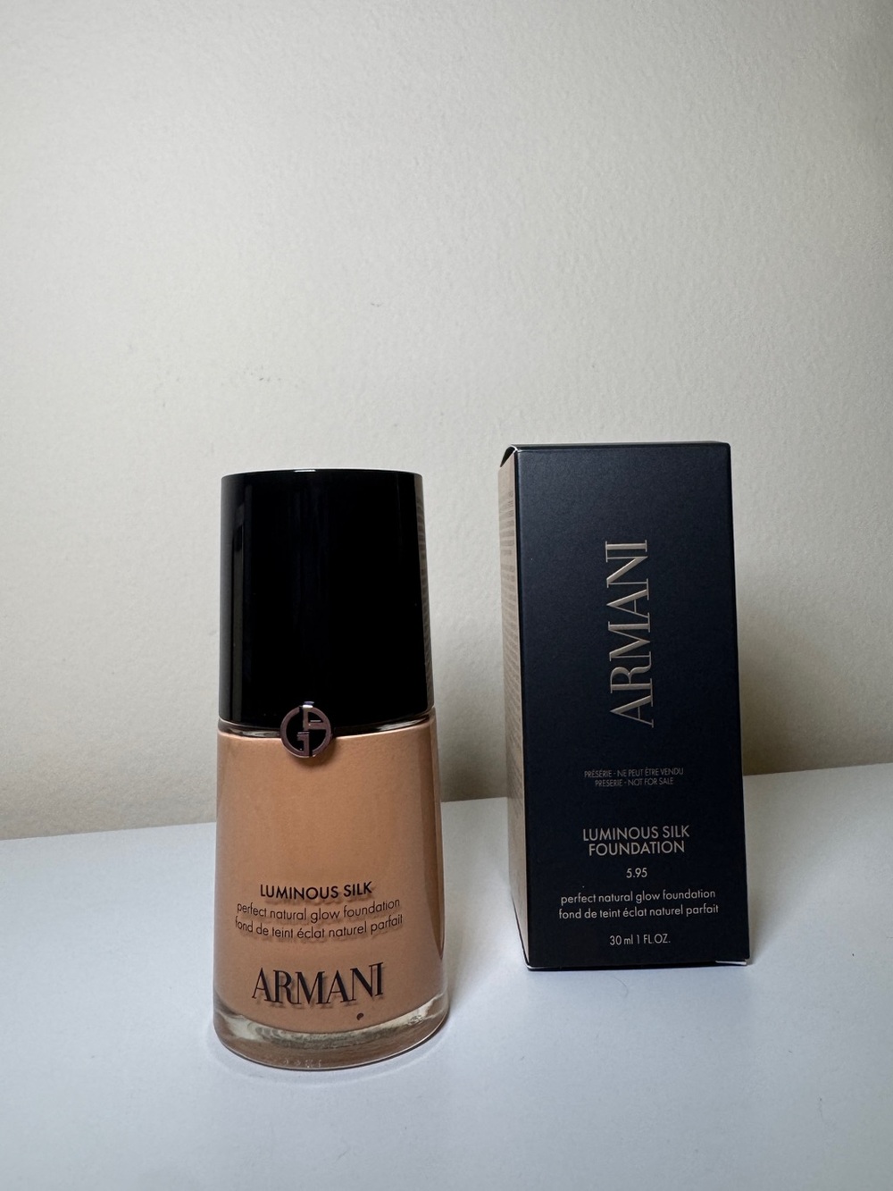 Armani Beauty Luminous Silk Natural Glow Blurring Liquid Foundation Shade 5.95